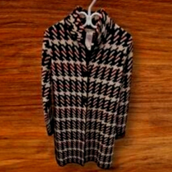 Sweater coat. - Picture 6 of 6